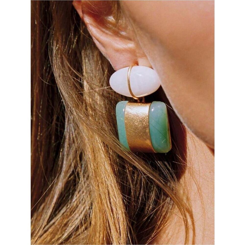 Green Stone Drop Earrings A1933
